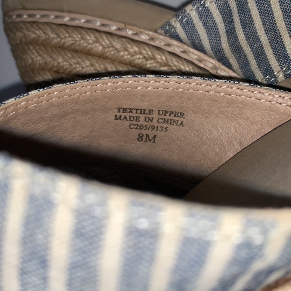 Splendid Striped Blue & White Canvas Espadrille Wedge Sandals Size 8 - Picture 11 of 11